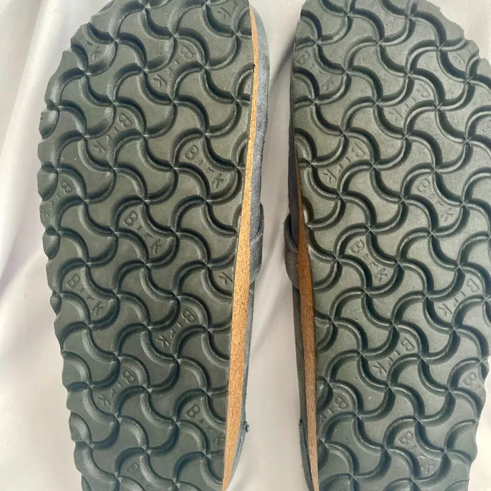 Birkenstock Buckley Clogs (US Size 7) - Picture 3 of 7